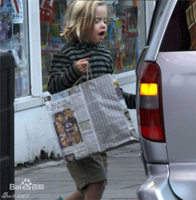 最全安吉丽娜·朱莉(Angelina Jolie)精彩图册