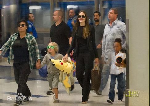 精选安吉丽娜·朱莉(Angelina Jolie)精彩图册