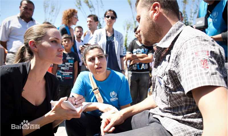 最全安吉丽娜·朱莉(Angelina Jolie)精彩图册