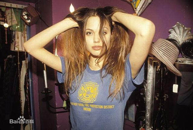 最新安吉丽娜·朱莉(Angelina Jolie)精彩图册