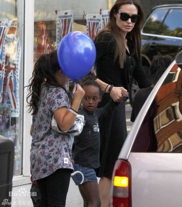 最新安吉丽娜·朱莉(Angelina Jolie)精彩图册