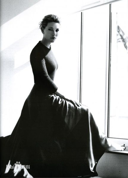 精选安吉丽娜·朱莉(Angelina Jolie)精彩图册