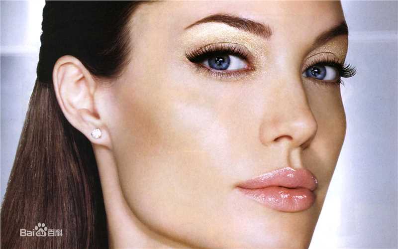 最全安吉丽娜·朱莉(Angelina Jolie)精彩图册