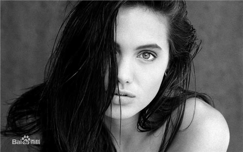 安吉丽娜·朱莉(Angelina Jolie)精彩图册
