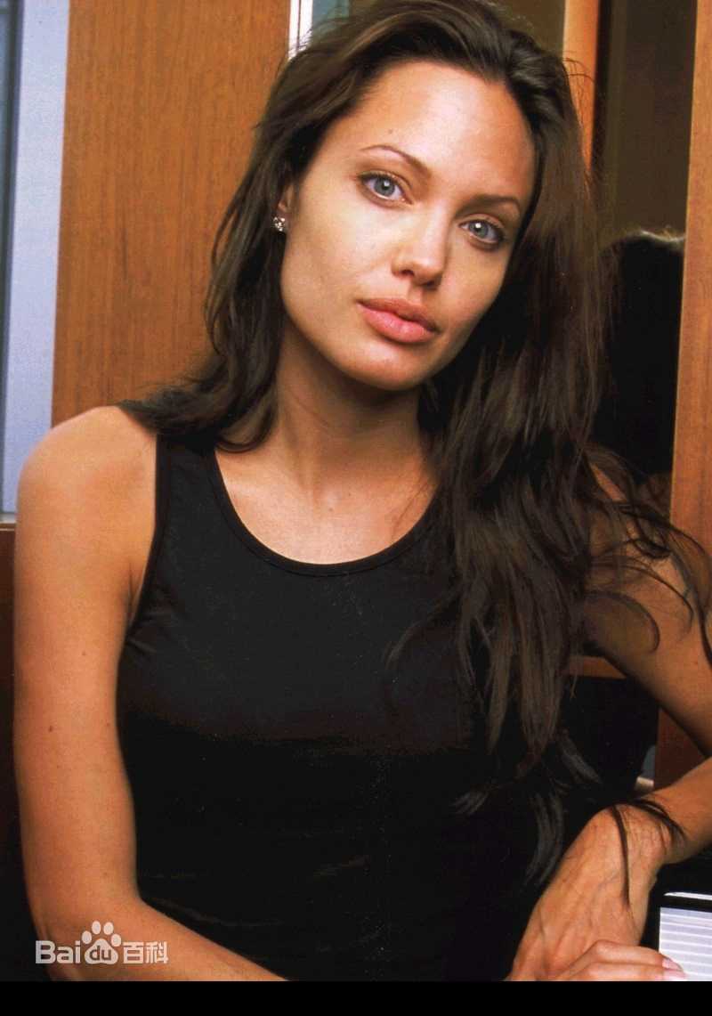 高清安吉丽娜·朱莉(Angelina Jolie)精彩图册