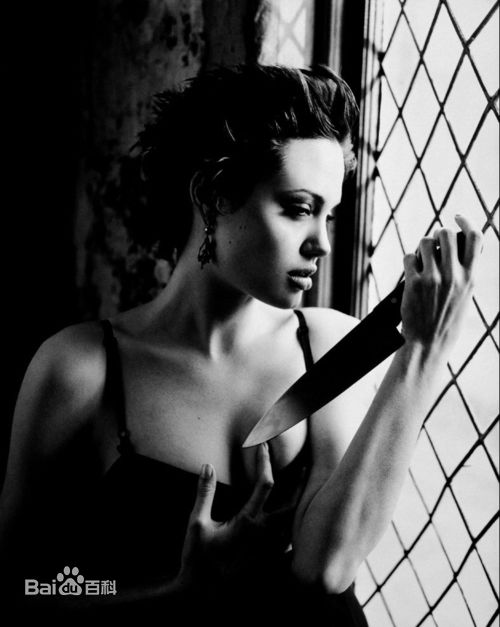 最全安吉丽娜·朱莉(Angelina Jolie)精彩图册