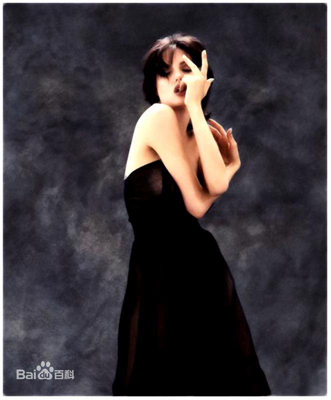 最全安吉丽娜·朱莉(Angelina Jolie)精彩图册