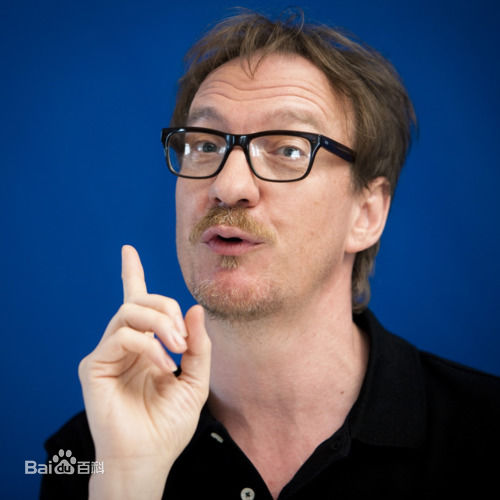 大卫·休里斯(David Thewlis)精彩图册