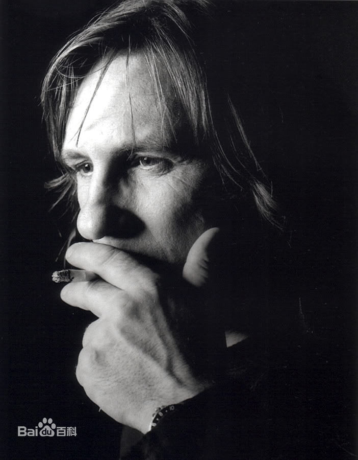 杰拉尔·德帕迪约(Gérard Depardieu)前后照片