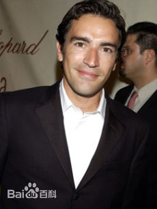 本·卓别林(Ben Chaplin)前后照片