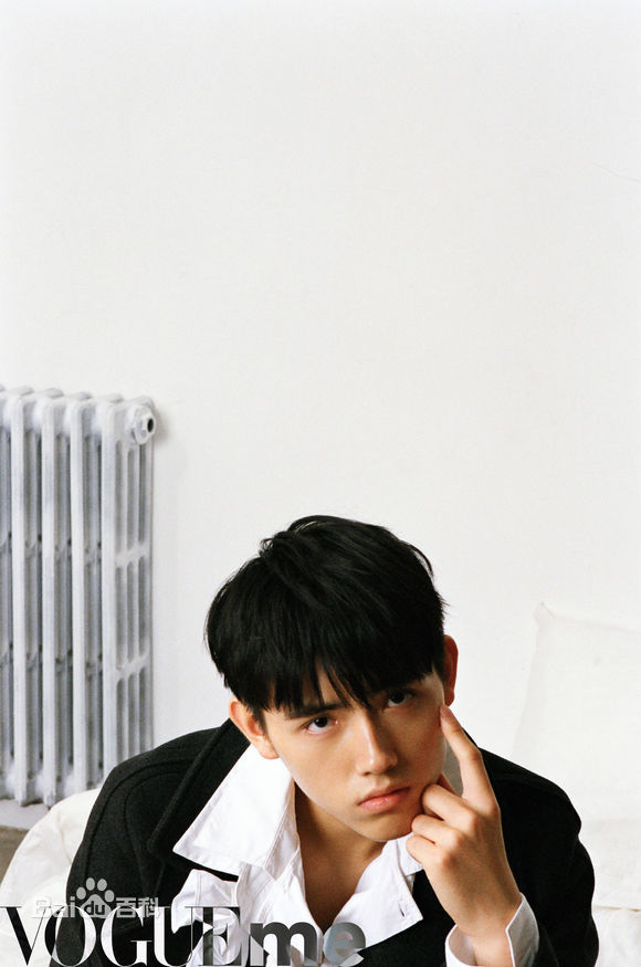 陈飞宇VOGUE ME图片图集