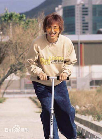 最新邓健泓(Patrick Tang)壁纸