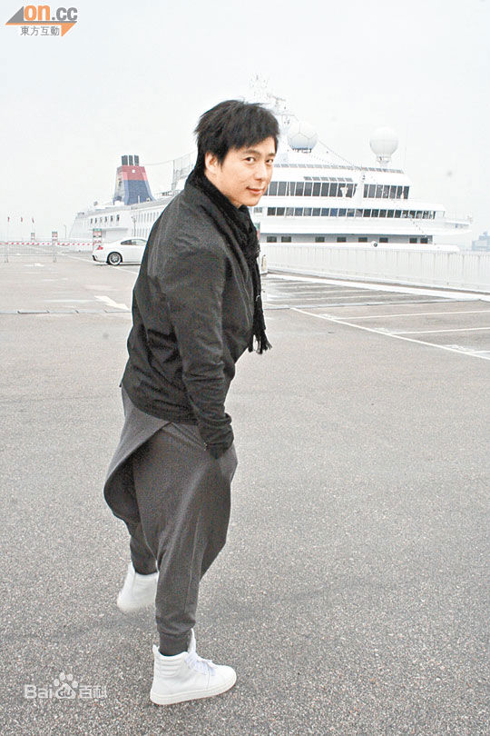 最新邓健泓(Patrick Tang)壁纸