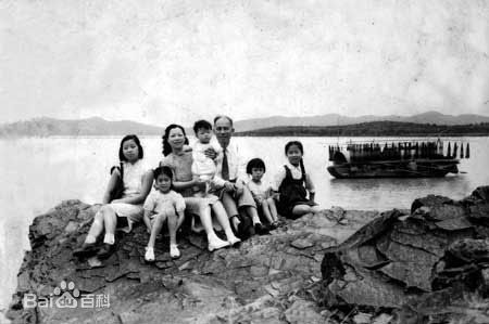 最全雷震素颜照