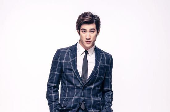 李治廷(Aarif Lee/Rahman（名）)前后照片