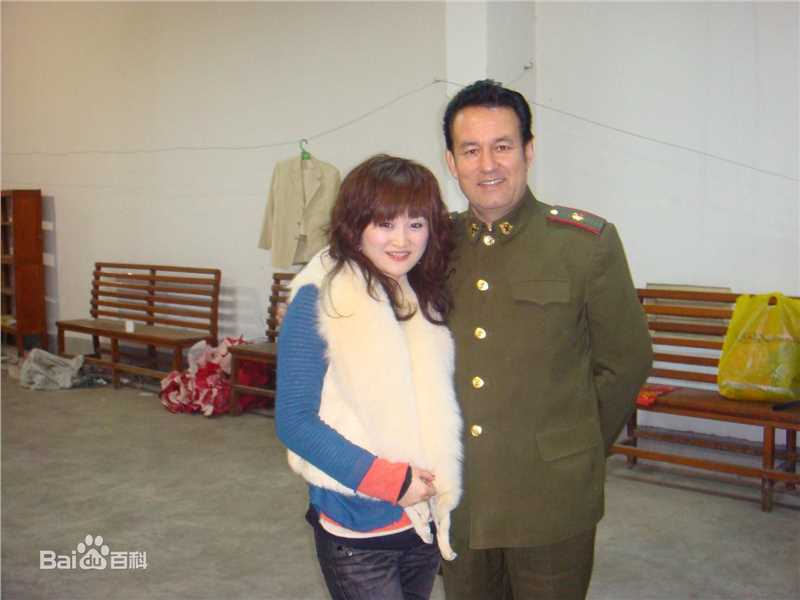 贾妮和名人合影性感图片图集