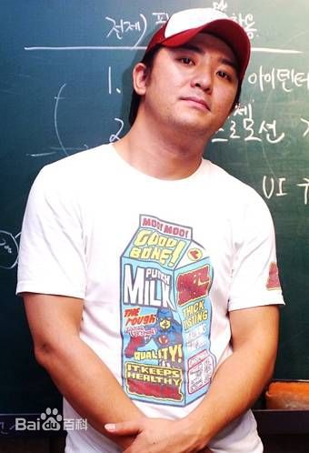 尹鸿承(，Yoon Hong-Seung)（昌导演）图册