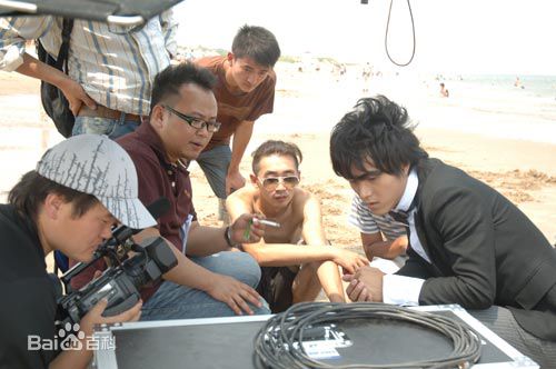 傅咏工作照壁纸壁纸