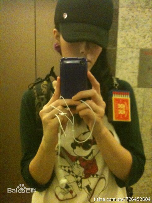 李茏怡(Tiffany Lee)生活照图册