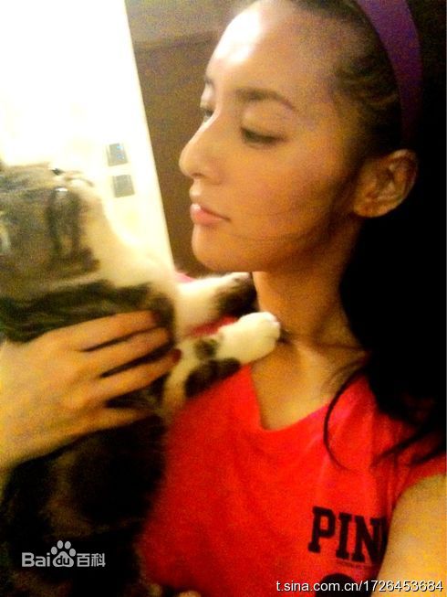 李茏怡(Tiffany Lee)生活照图册