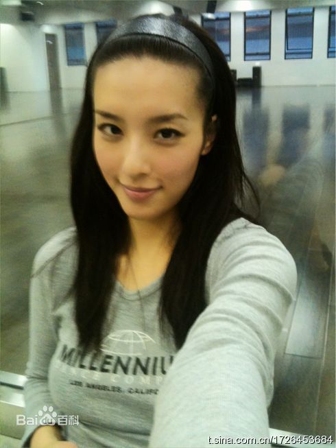 李茏怡(Tiffany Lee)生活照图册