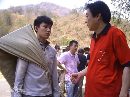 卫列工作照素颜照相册