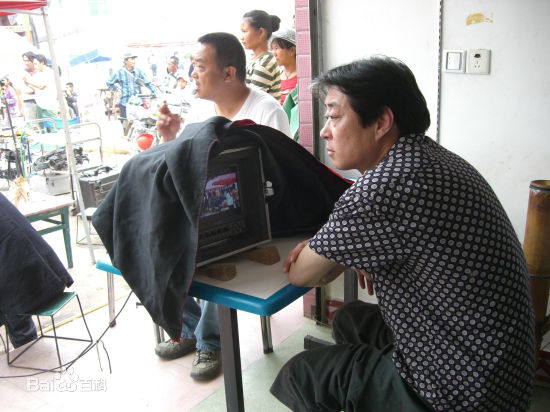 卫列工作照素颜照相册