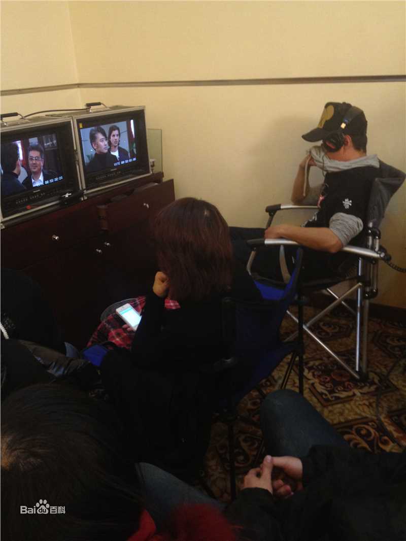 王鹤钧工作性感图片图集