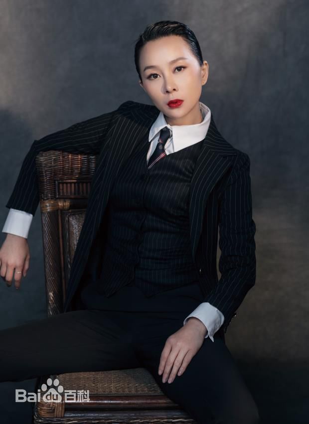 魏一(Wei Yi)前后照片