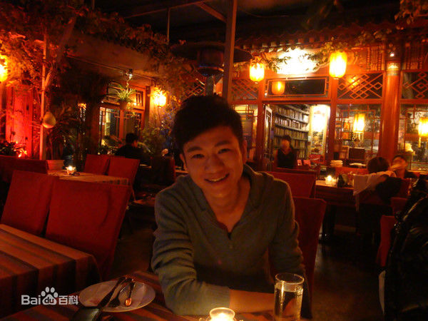 顾宇峰(Daniel)生活照壁纸壁纸