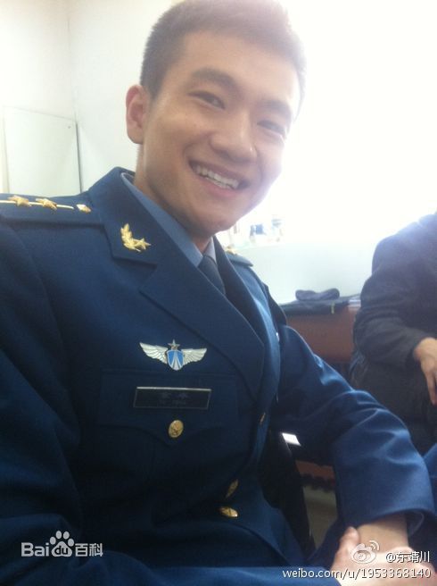 高清顾宇峰(Daniel)在代表作《大学生士兵的故事》  饰 余丰中的图集