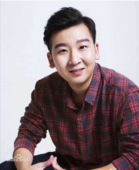 最新谢昀杉壁纸