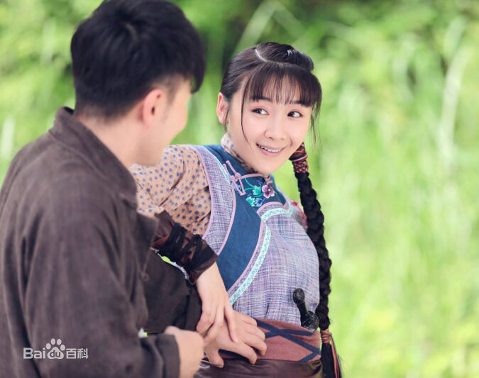 最新梅俪儿在《好汉》饰演灵芝中的壁纸