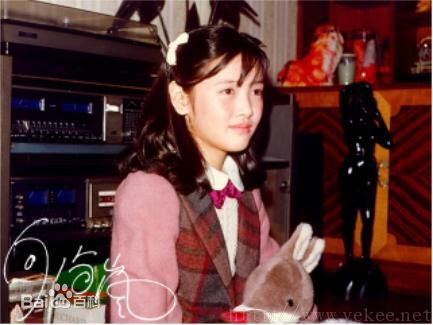 向海岚(Heung Hoi Lan)童年老照片性感图片图集