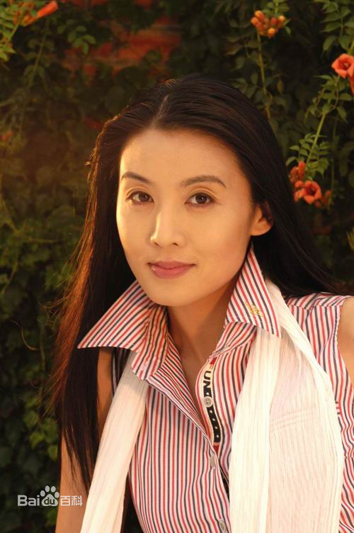 韩再芬小时候及早期照片前后照片