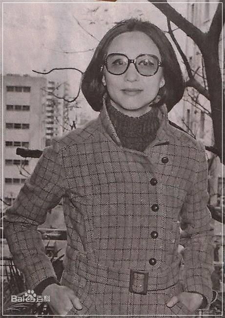 最新唐书璇性感图片