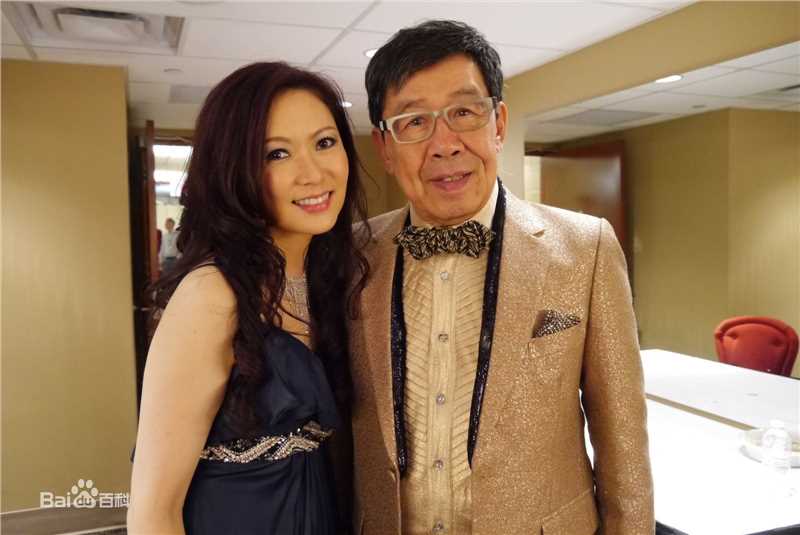 胡枫(Fung Woo)与朋友性感图片图集