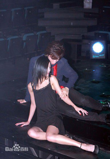 赵学而(Bondy，Chiu Hok Yee)在2008年5月6日《心太野》彩排现场中的