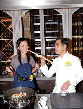 赵学而(Bondy，Chiu Hok Yee)在2008年10月16日《星级厨房》录影中的