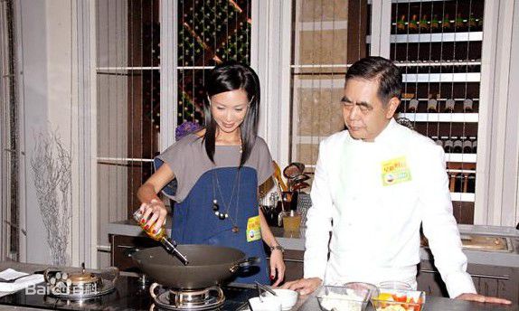 赵学而(Bondy，Chiu Hok Yee)在2008年10月16日《星级厨房》录影中的