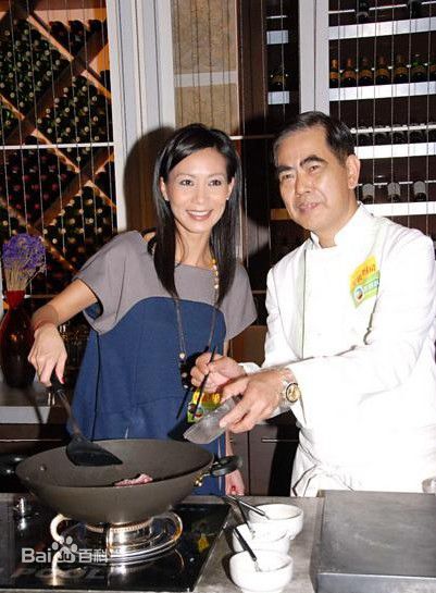 赵学而(Bondy，Chiu Hok Yee)在2008年10月16日《星级厨房》录影中的