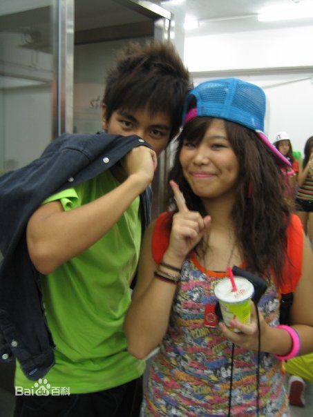 梁进龙(Juno Leung)媒体照素颜照相册