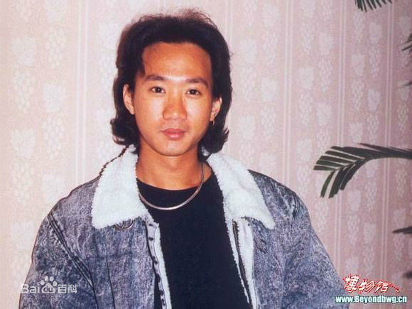 黄家驹(Ka Kui Wong（英）；Koma（日）)随乐队日本之行壁纸壁纸