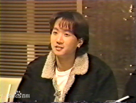 黄家驹(Ka Kui Wong（英）；Koma（日）)随乐队日本之行壁纸壁纸