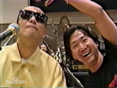 黄家驹(Ka Kui Wong（英）；Koma（日）)随乐队日本之行壁纸壁纸