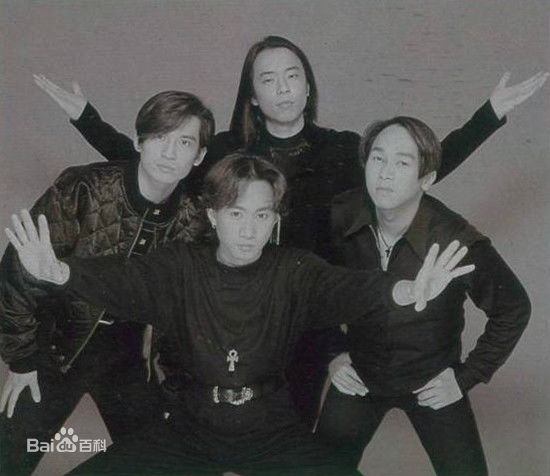 黄家驹(Ka Kui Wong（英）；Koma（日）)随乐队日本之行壁纸壁纸