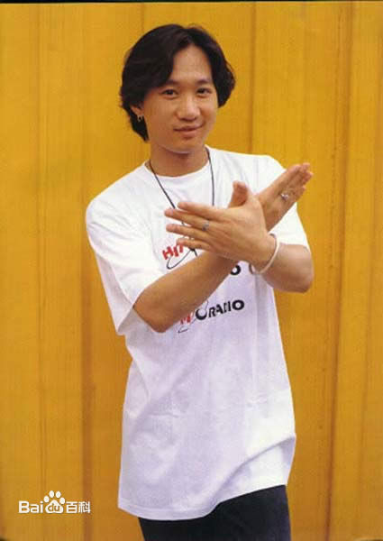 高清黄家驹(Ka Kui Wong（英）；Koma（日）)图片