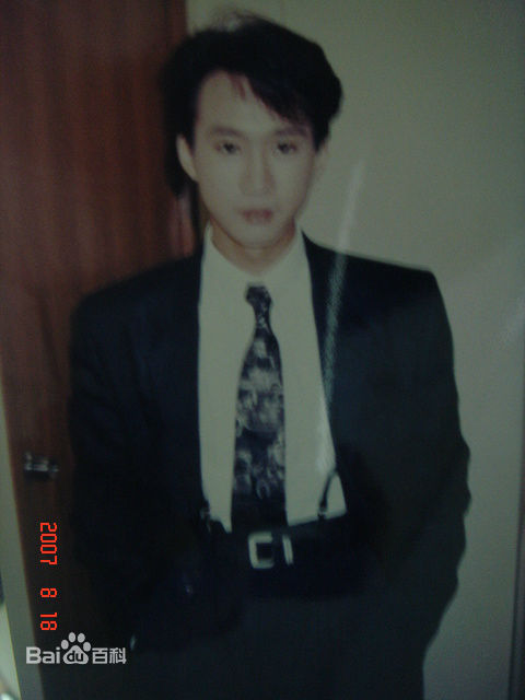 高清黄家驹(Ka Kui Wong（英）；Koma（日）)图片