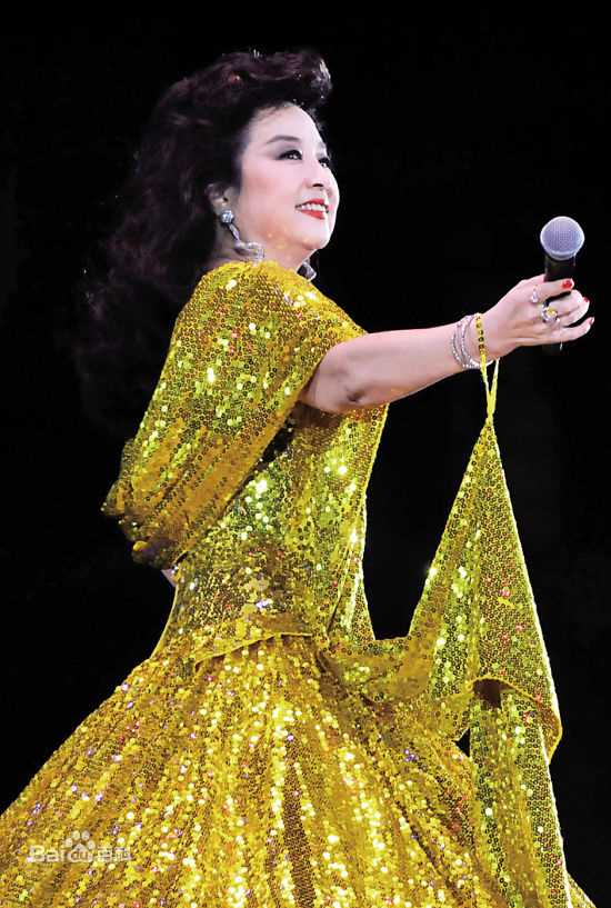 最新徐小凤(Paula Tsui)壁纸