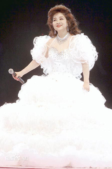 徐小凤(Paula Tsui)2006演唱会壁纸壁纸